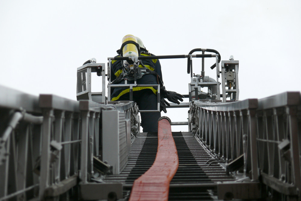 turntable fire-escape