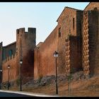 Tuscania, le mura