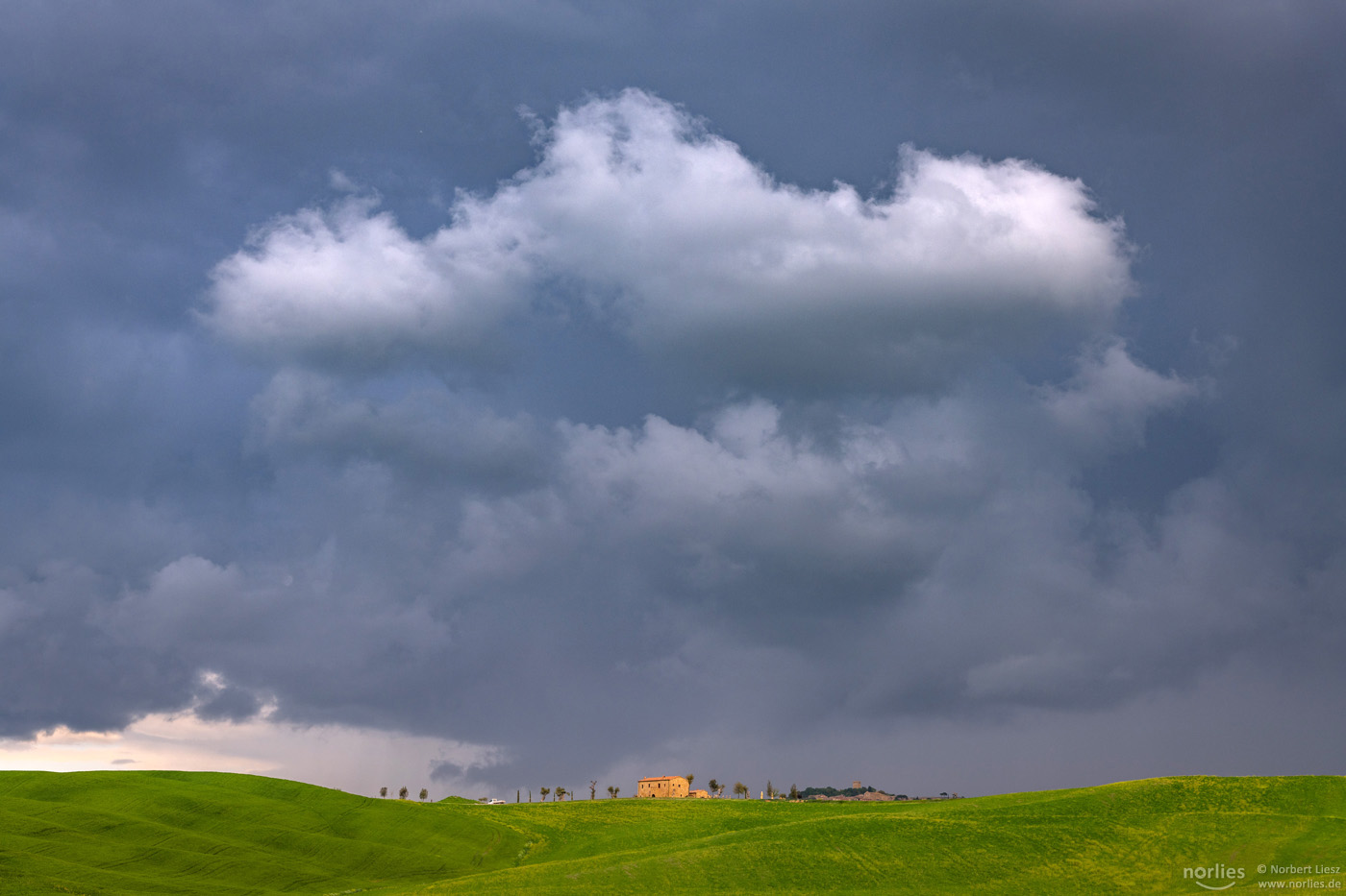 tuscany clouds