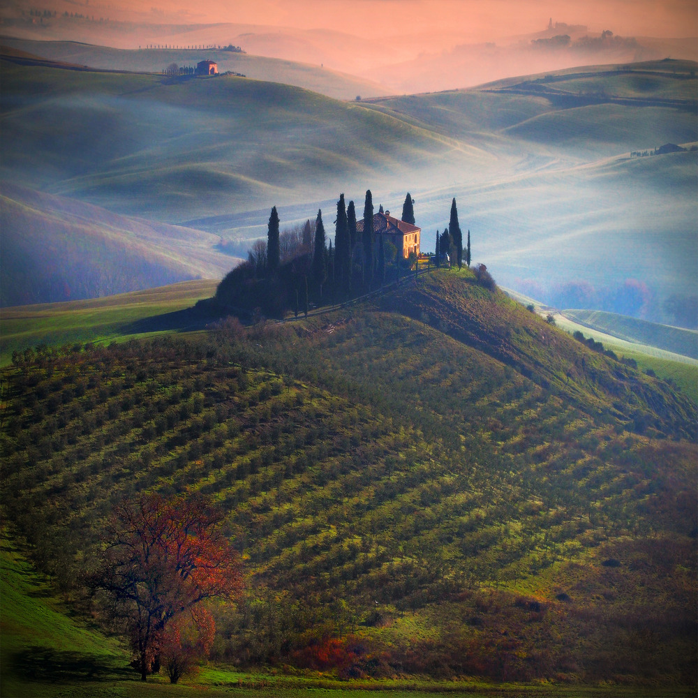 Tuscany, cold atmosphere of a winter morning..