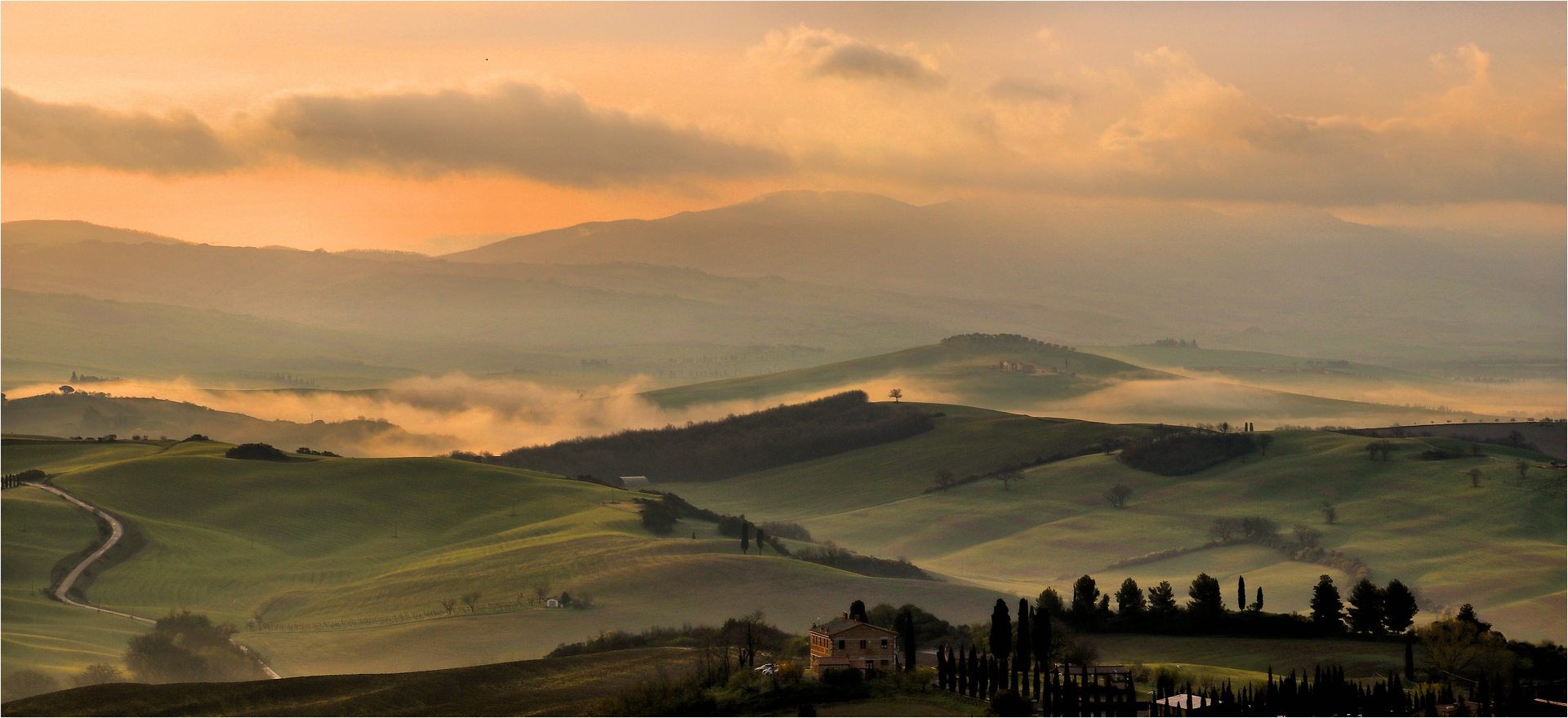 TUSCANY SUNRISE