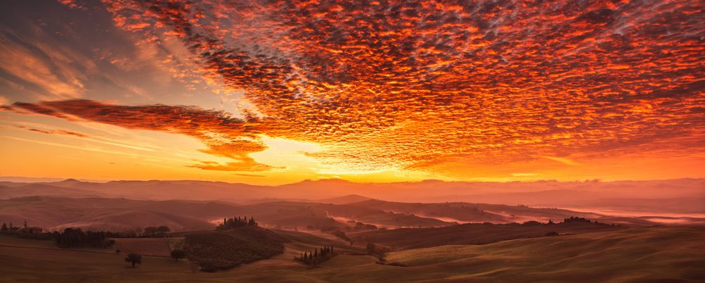 [tuscany sunrise...]