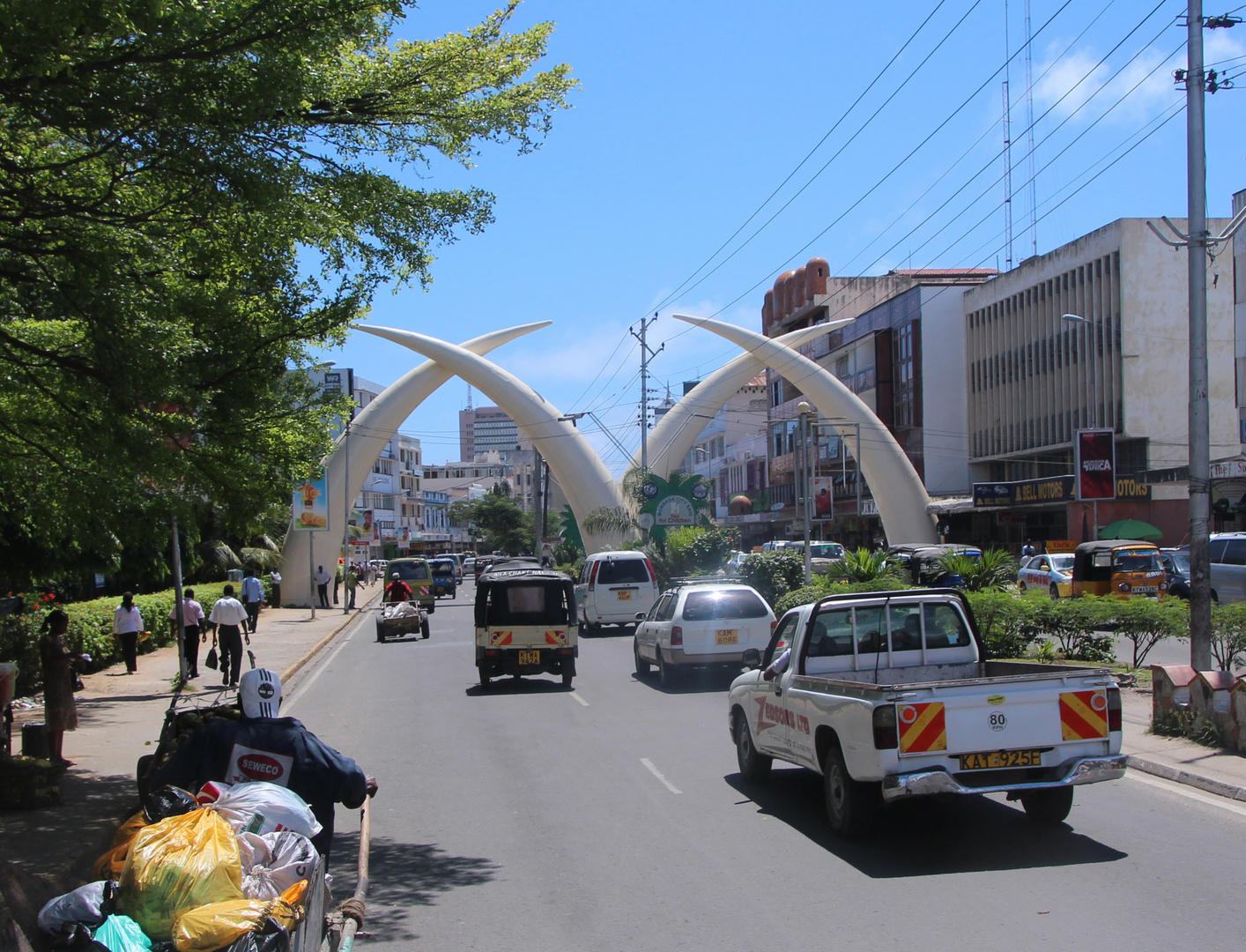 Tusks von Mombasa