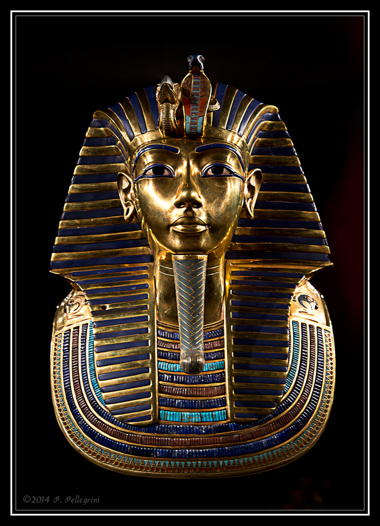 The Unveiling of a Timeless Masterpiece: Bild von Tutanchamun