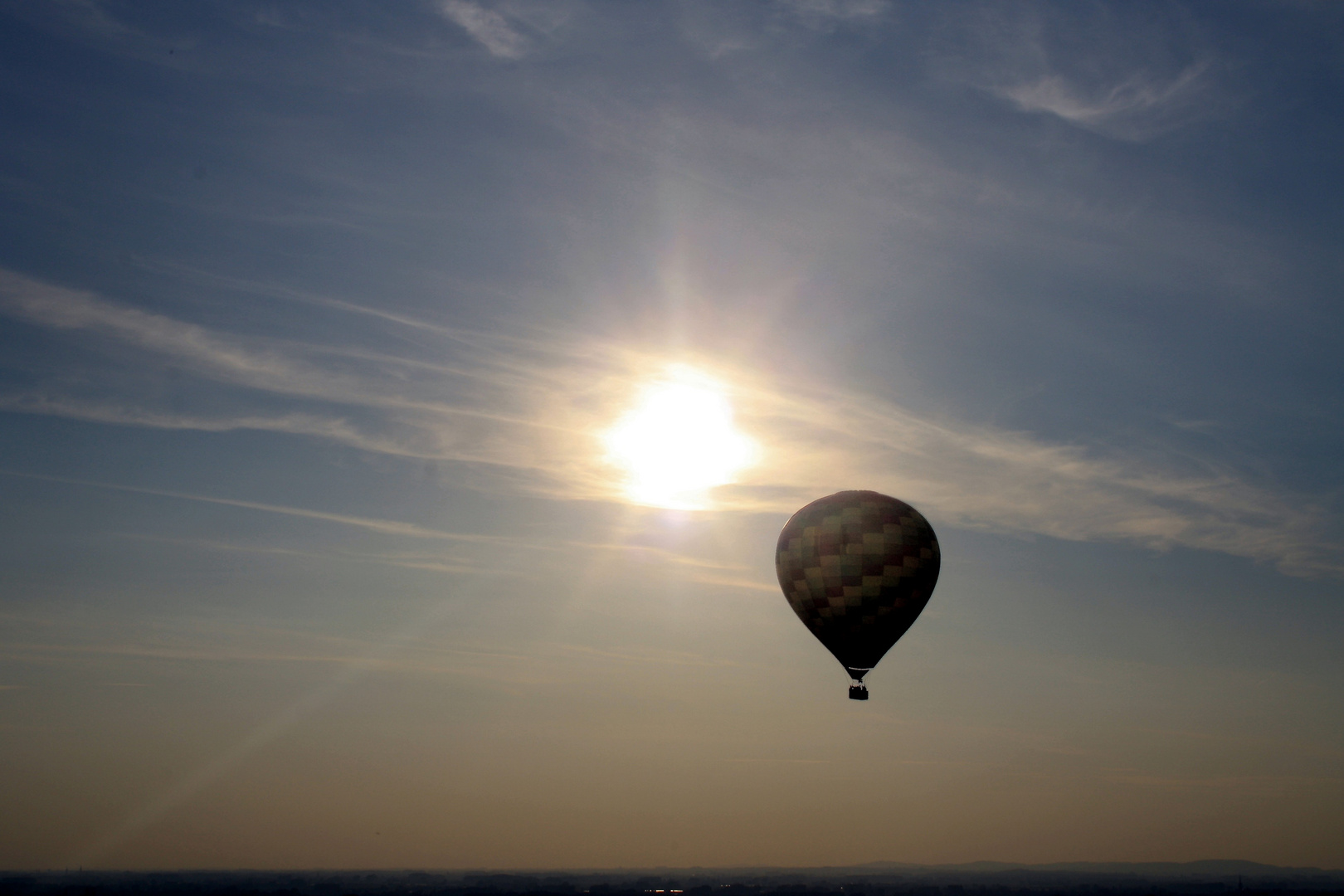 TUTOYER LE SOLEIL COUCHANT