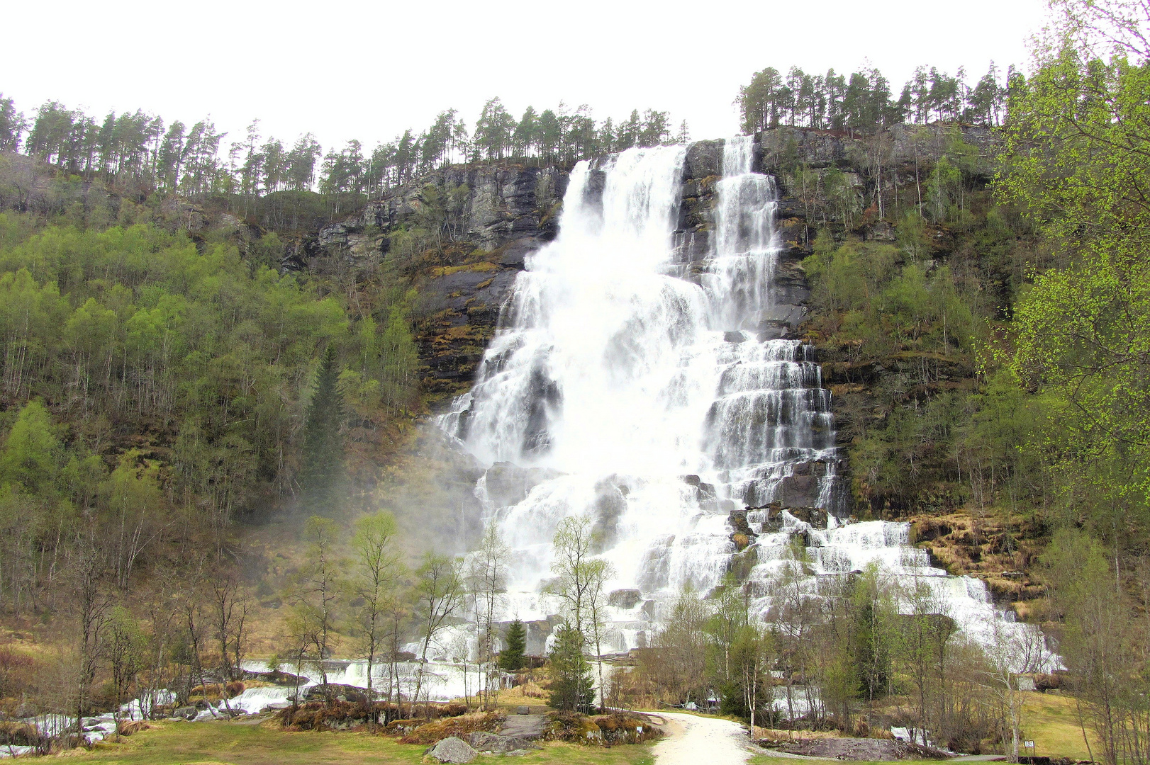 Tvinnefossen nördlich Voss