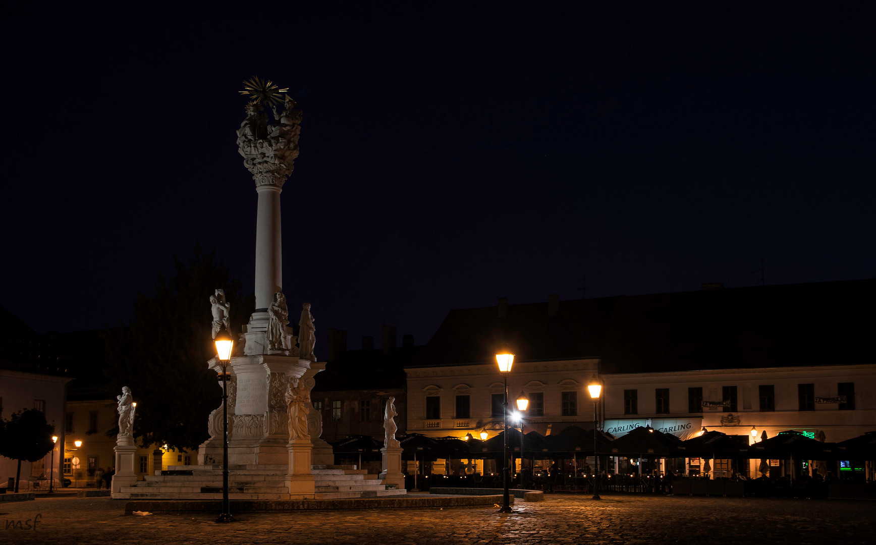 Tvrda bei Nacht I