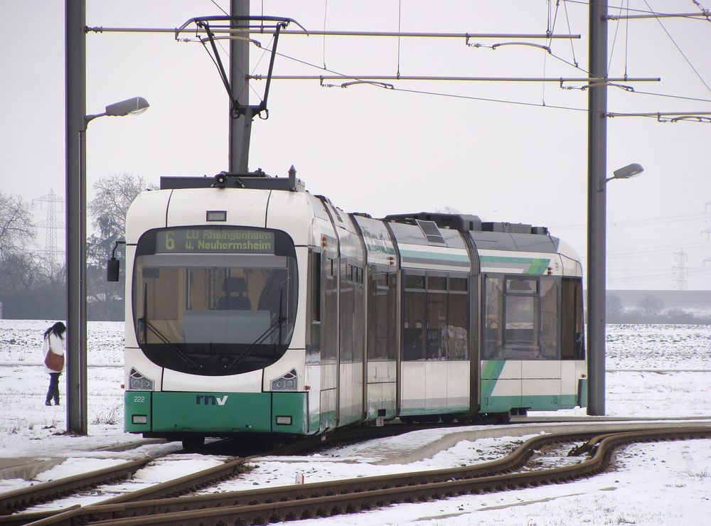 Tw 222 in der Gleisschleife MA Rangierbahnhof (16.01.2010)