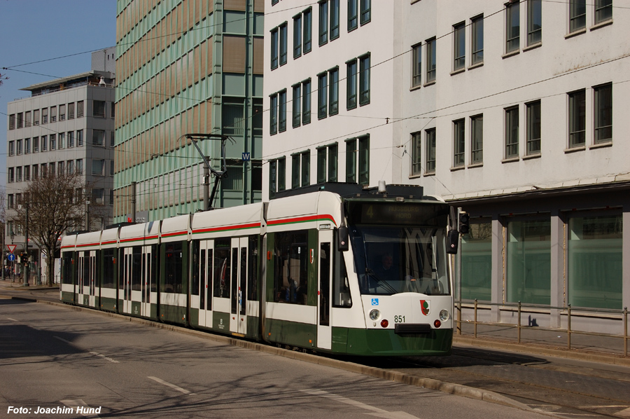 Tw 851 der Augsburger Straßenbahn