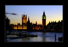 Twilight at the river Thames [reloaded]