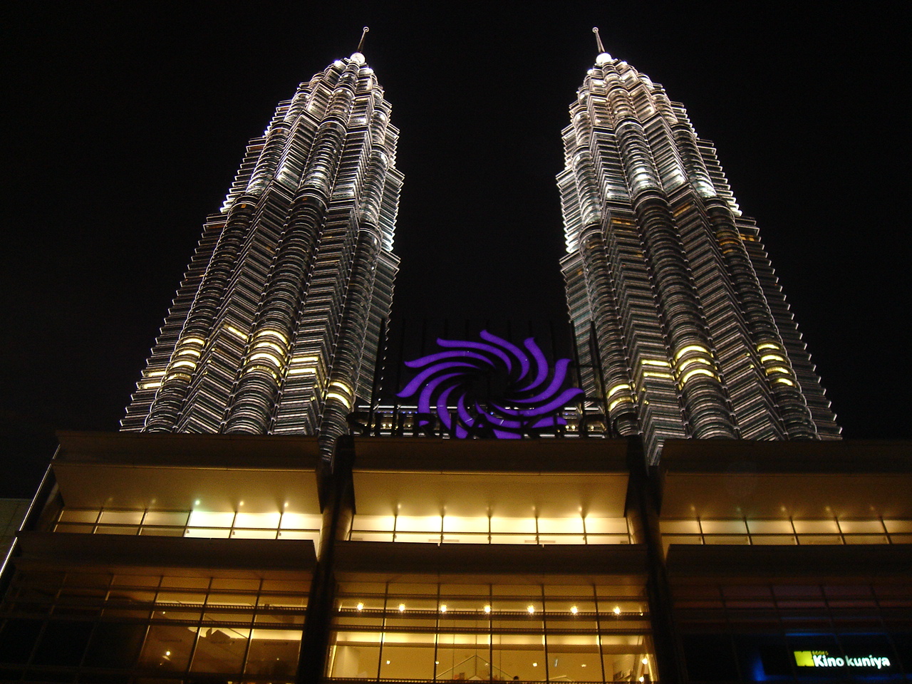 Twin Tower in KLCC