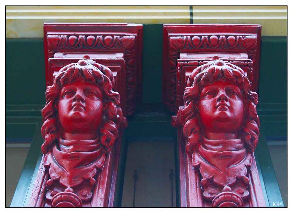 Twins in red