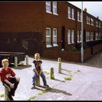 Two boys, what a place to life / Belfast III