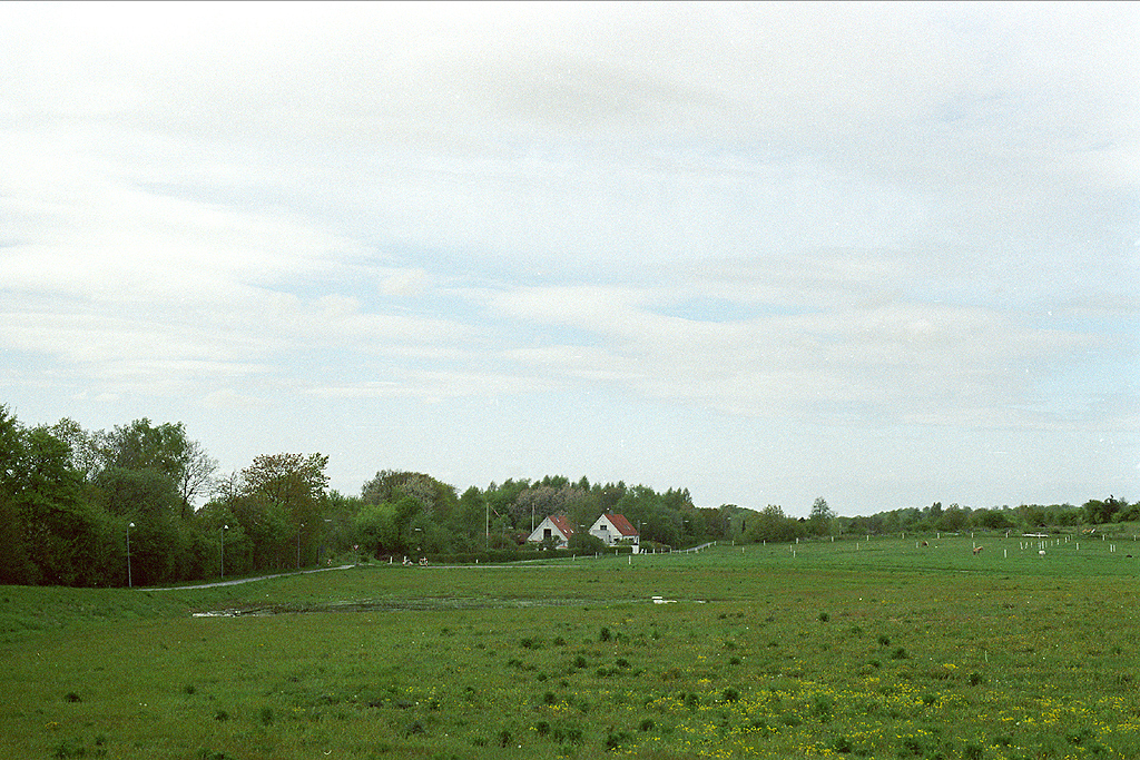 Two cottages (3/4)