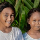 Two girls in Taman Beji Griya Sangeh