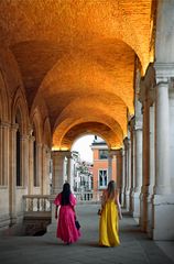Two Ladies in Vicenza     