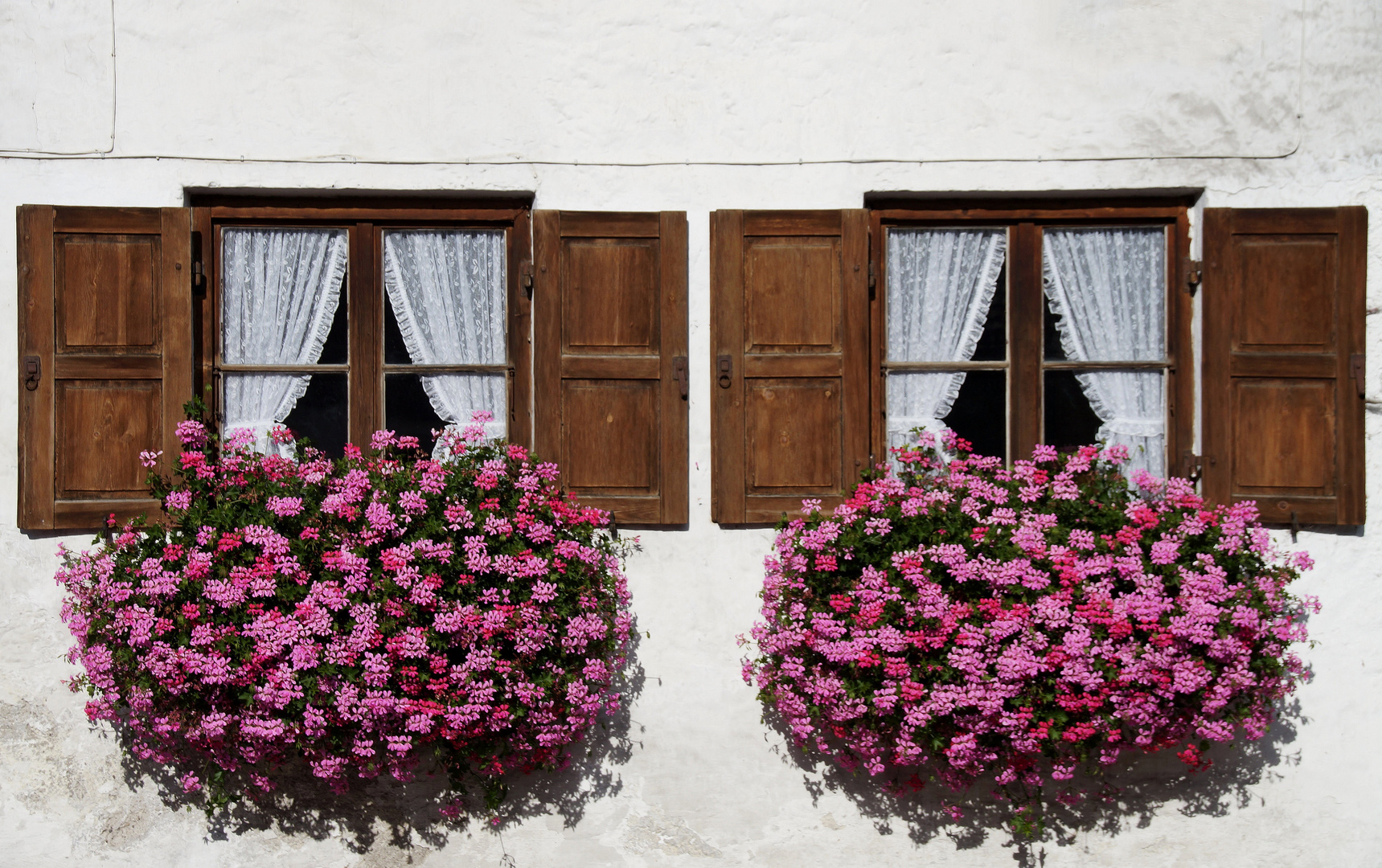 Typisch bayrische Fensterblütenpracht