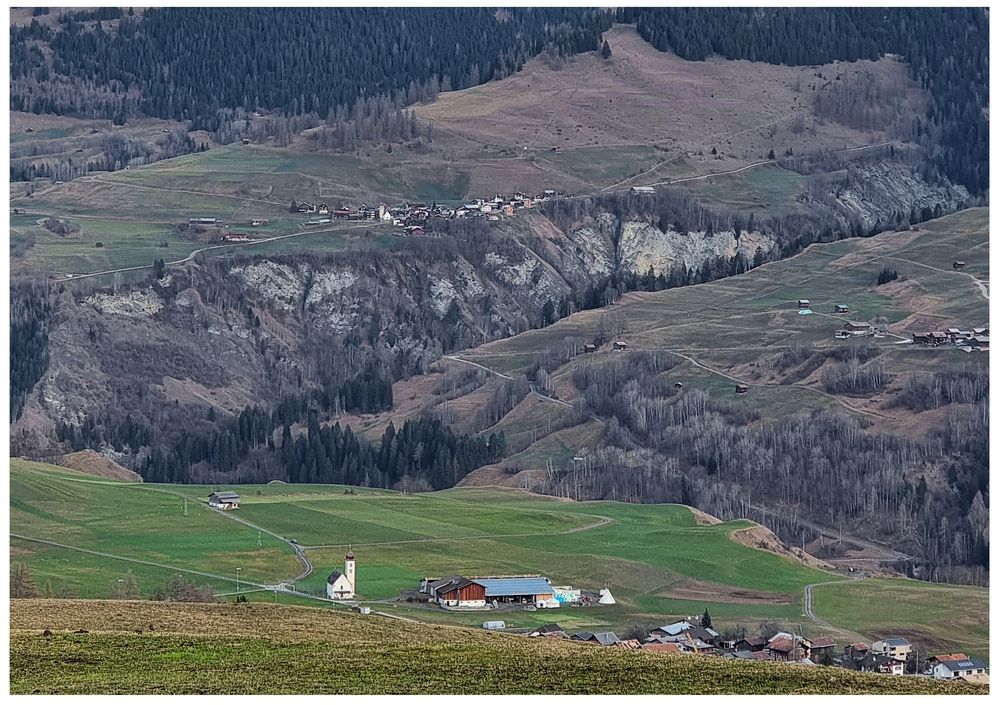 Typische Dörfer im Val Lumnezia