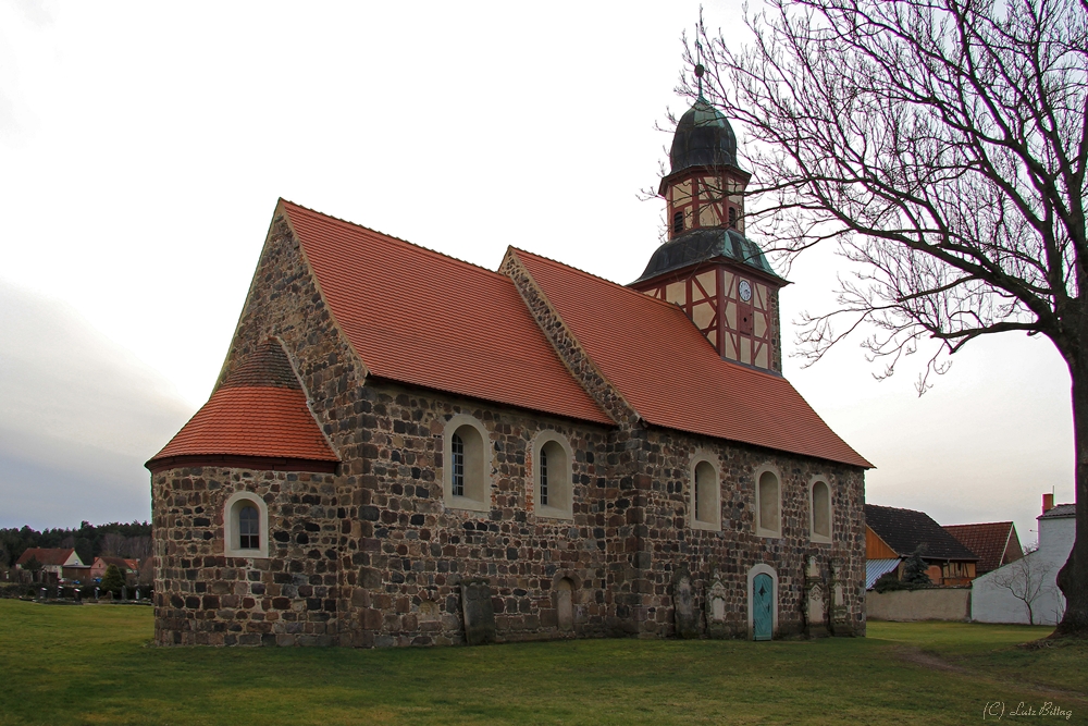 Typische Fläming-Kirche Raben