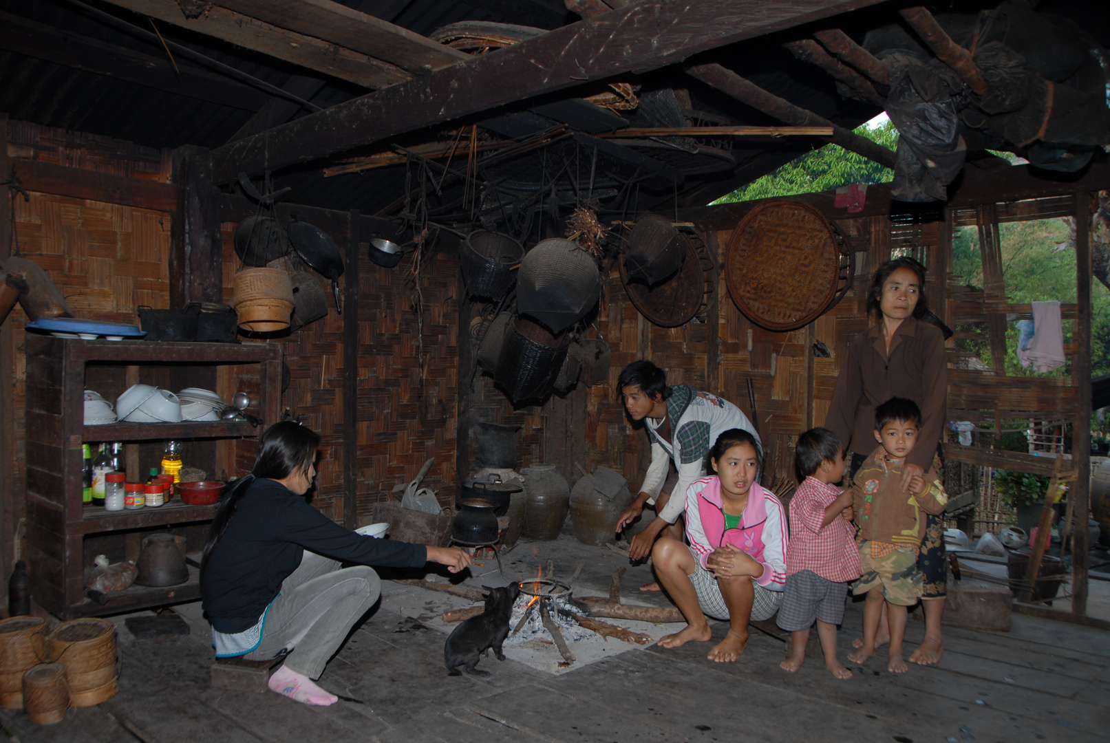 typische laotische Küche, hier in einem Dorf in der Khammouan Provinz