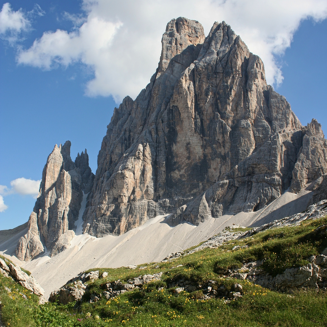 Typischer Dolomitenberg bei der Zsigmondi-Comici-Hütte (Img_8329_ji)