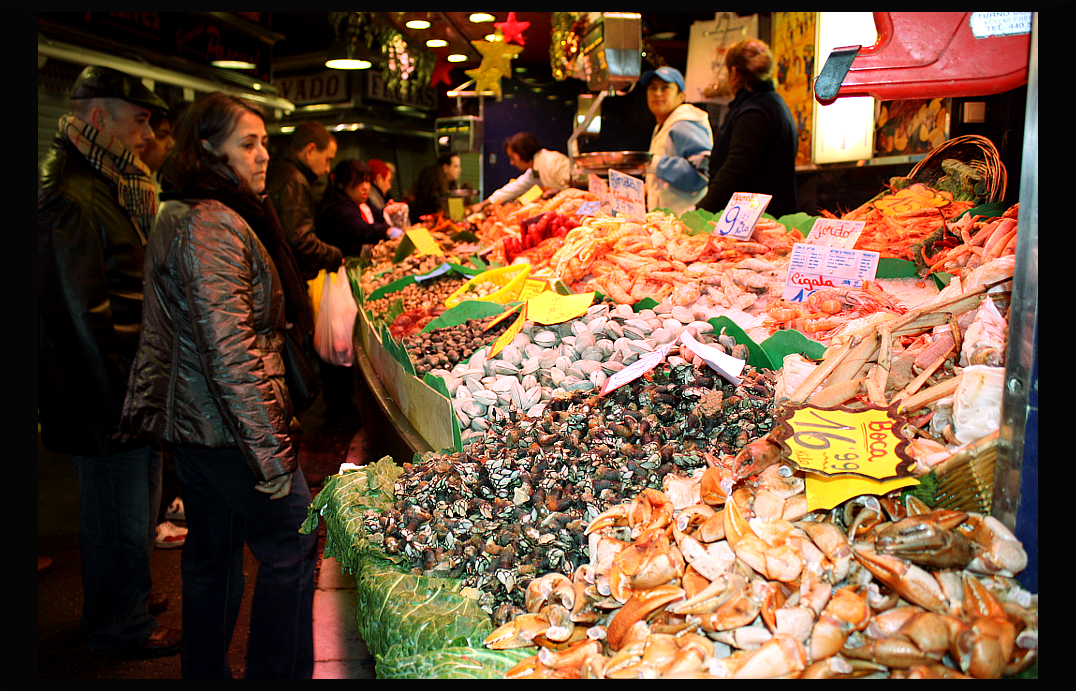 Typischer Marktstand in Barcelona