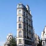 Typisches Haus am Boulevard   PARIS 2015