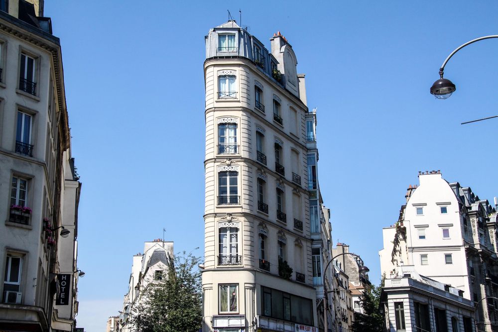 Typisches Haus am Boulevard   PARIS 2015