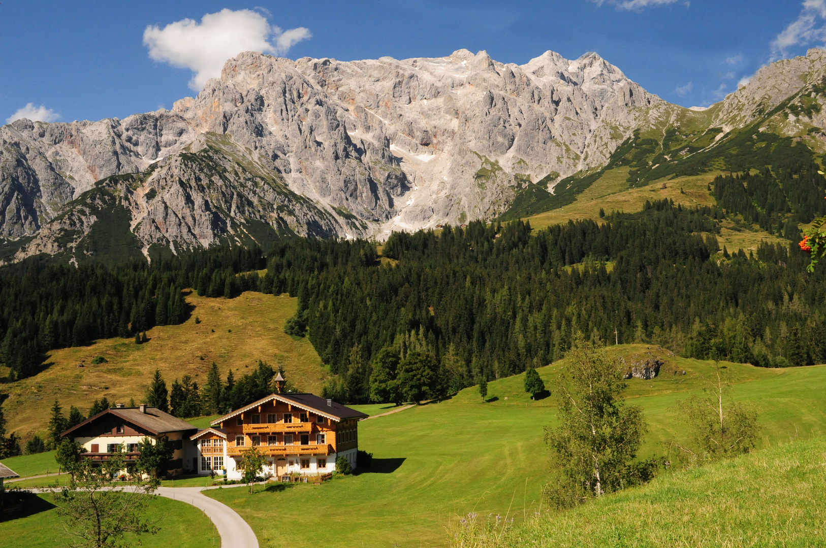 Typisches Salzburger Haus am Hochkönig, 2941m.