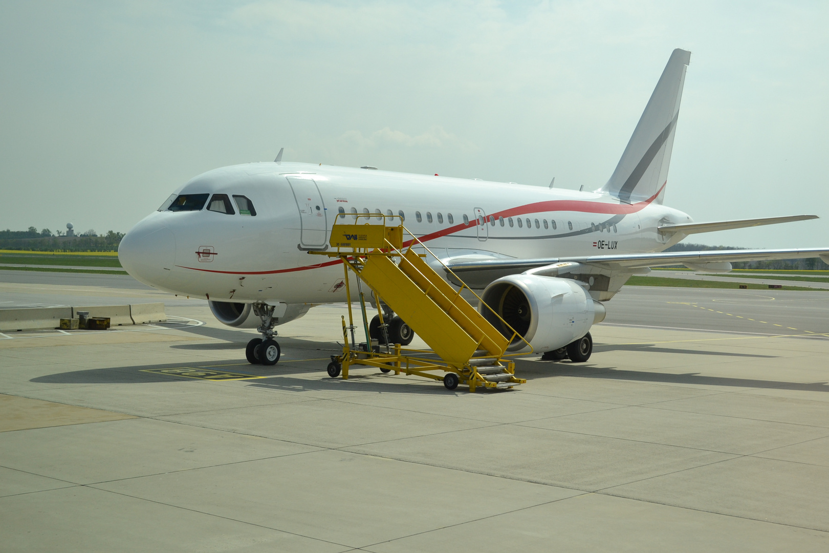 Tyrolean Jet Service Airbus A318-112 Elite (CJ)