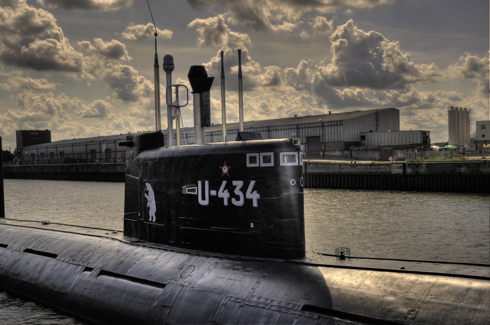 U-434 in Hamburg I