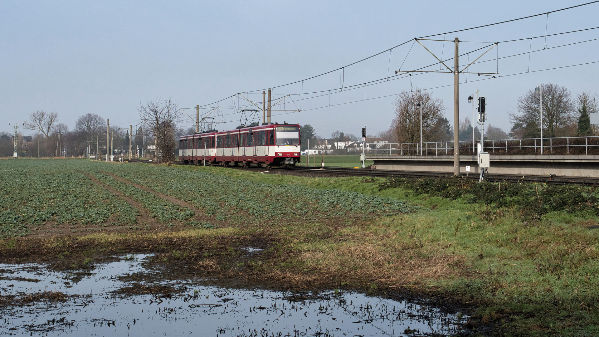 U 76 bei der Haltestelle Kamperweg