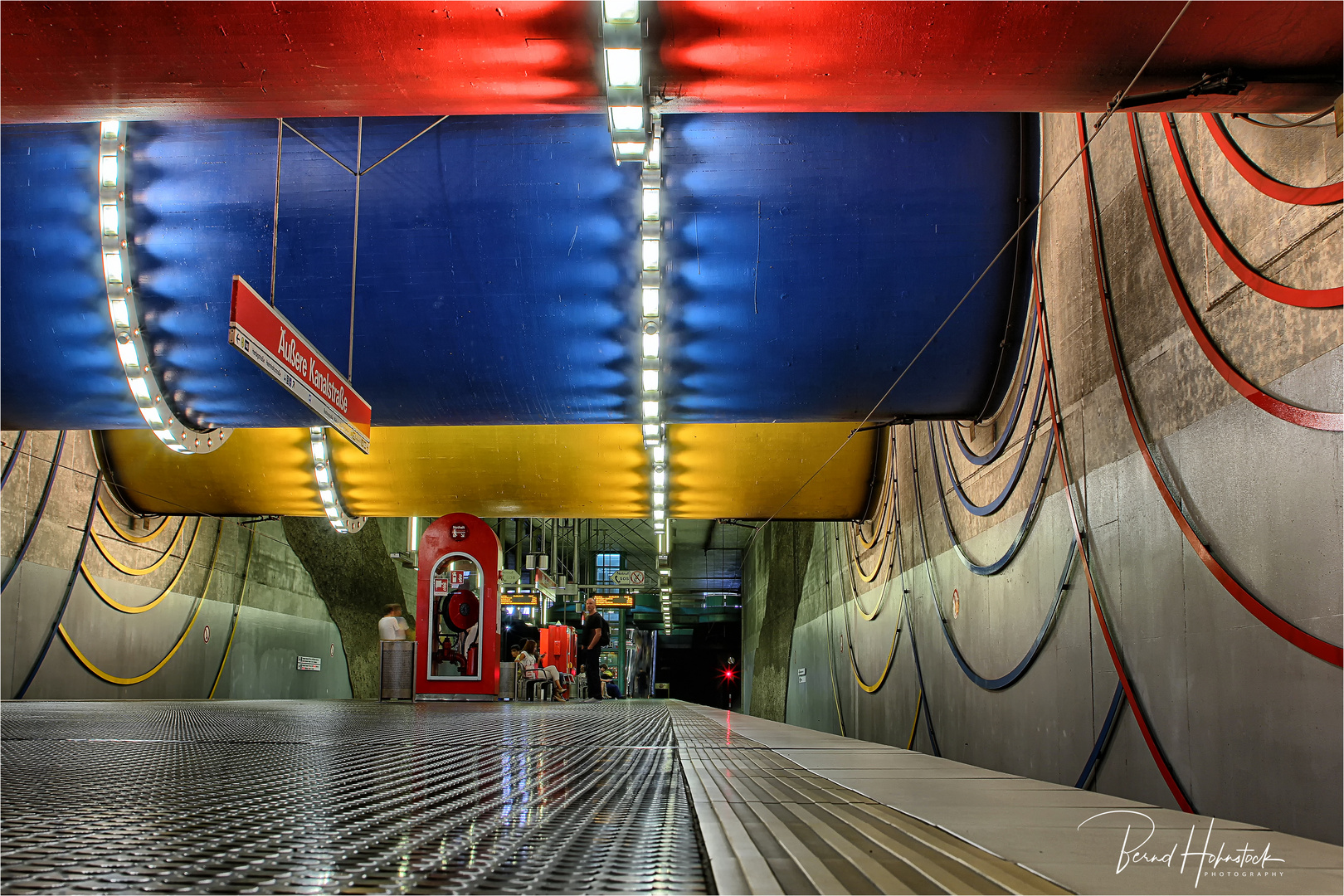 U-Bahn Äußere Kanalstr. 