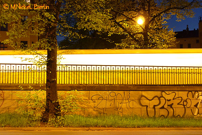 U-Bahn auf dem Weg nach oben