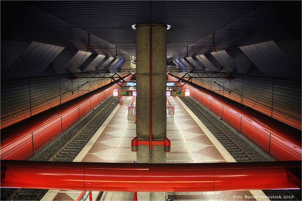 U-Bahn Duisburg Mitte ...