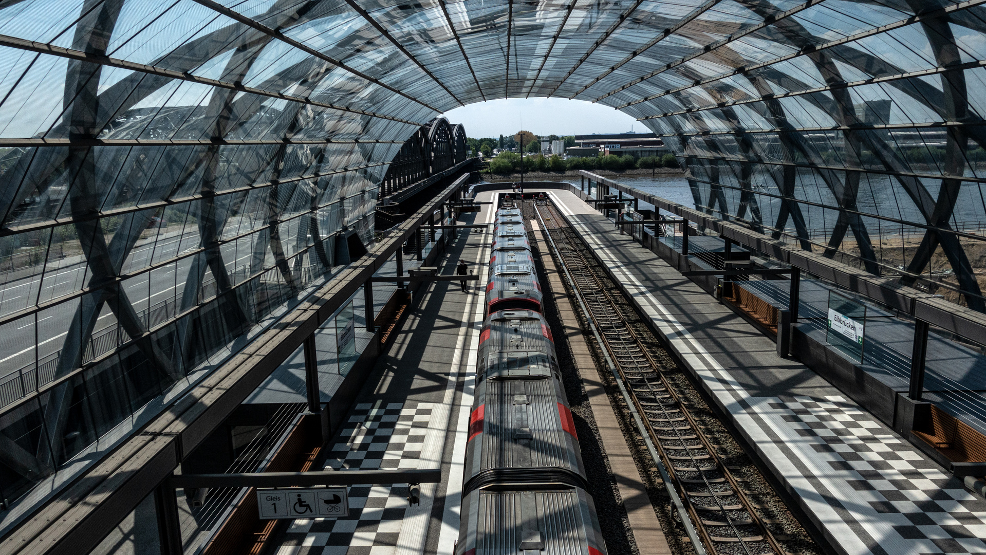 U Bahn Elbbrücken