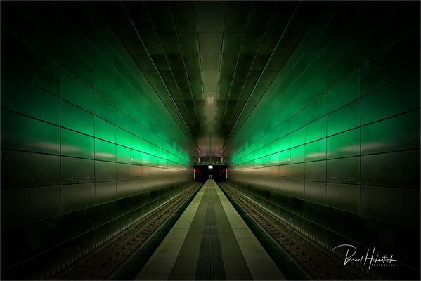 U-Bahn Hamburg ..... HafenCity Universität