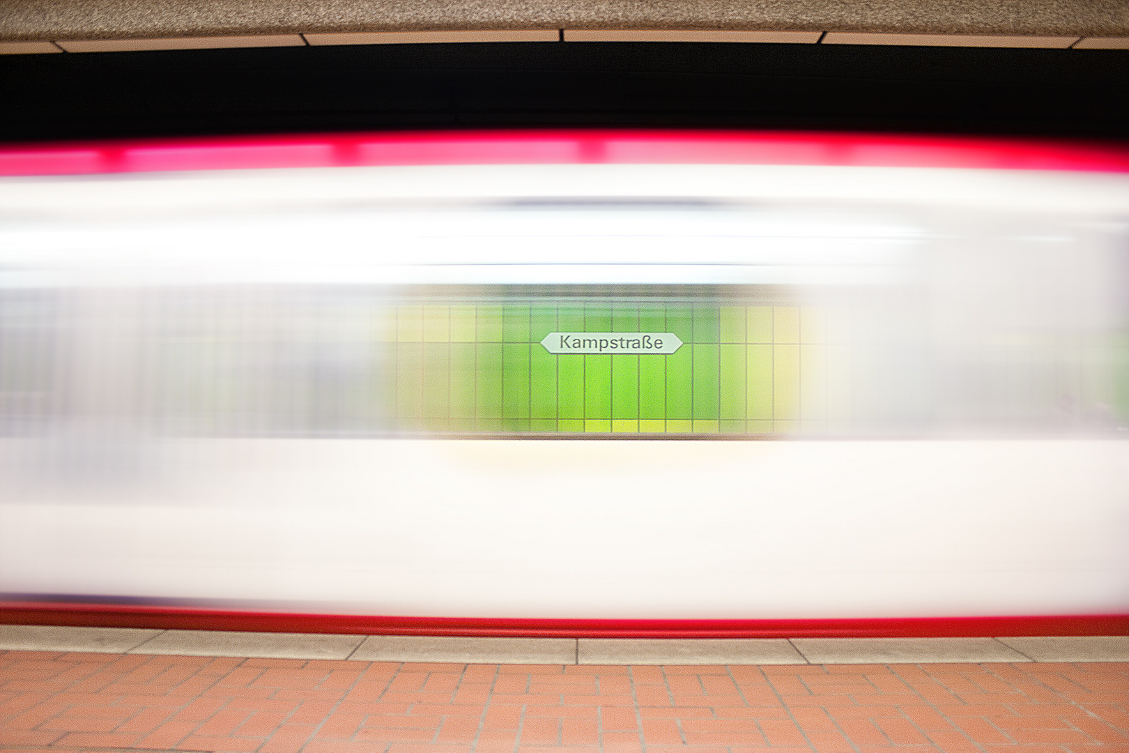 U-Bahn "Kampstraße" verpasst