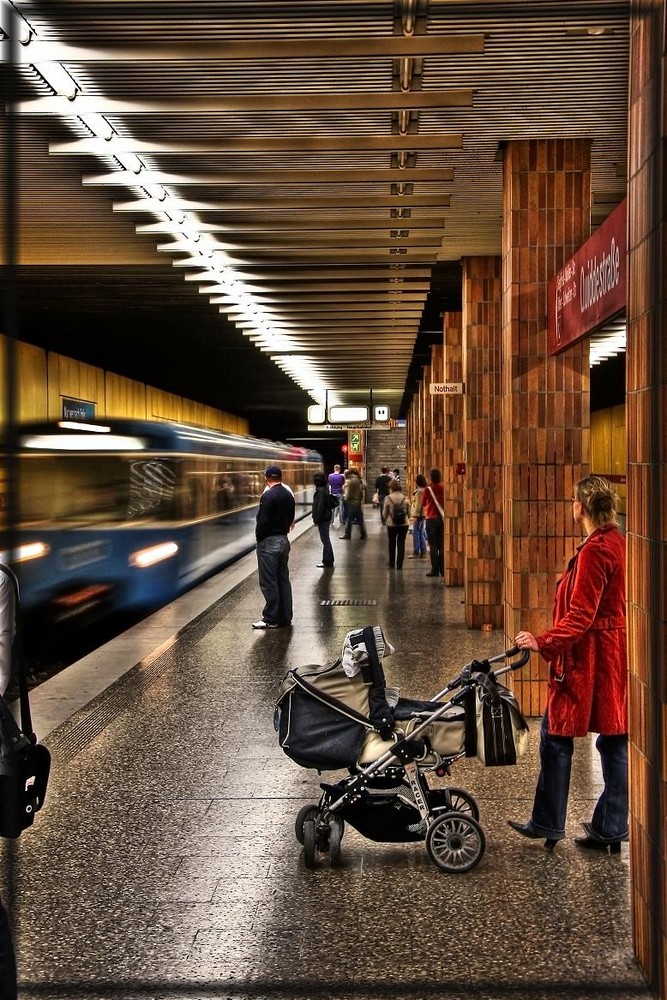 U-Bahn kommt