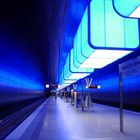 U-bahn Station Hamburg Hafencity in blau