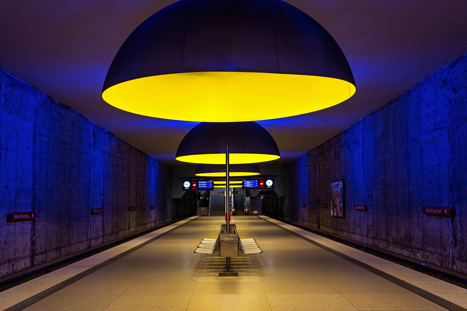 U-Bahn Station Westfriedhof