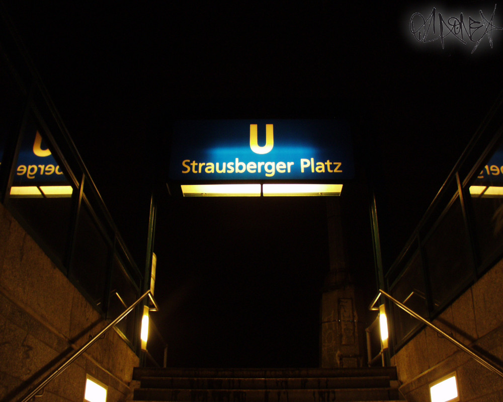 U Bahn Strausbergerplatz
