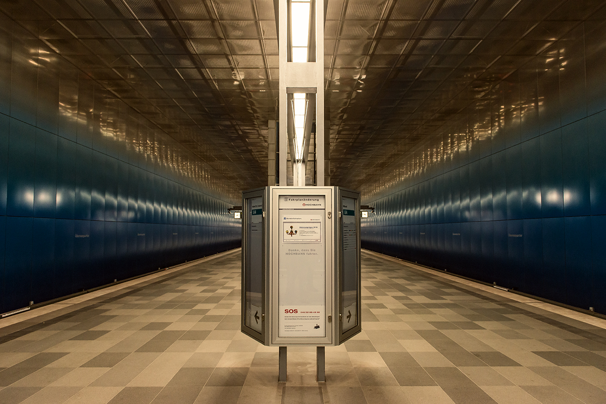 U-Bahn Überseequartier
