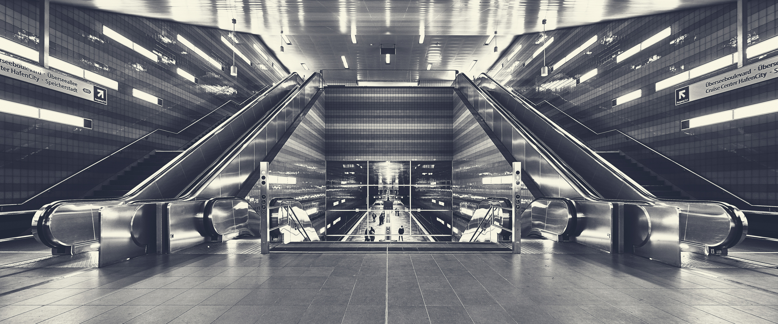 U-Bahn "Überseequartier", HafenCity, Hamburg