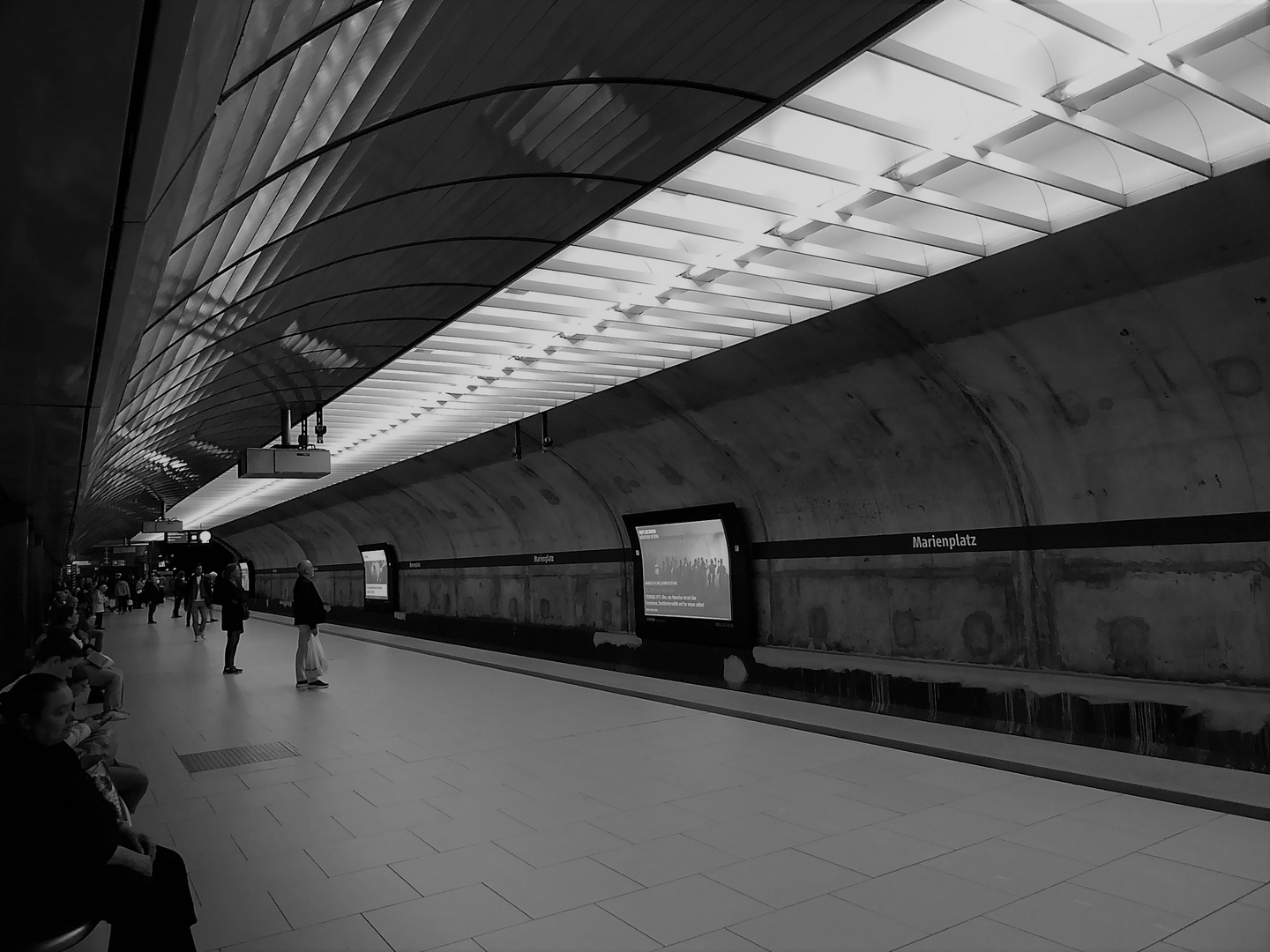 U-Bahnhof....