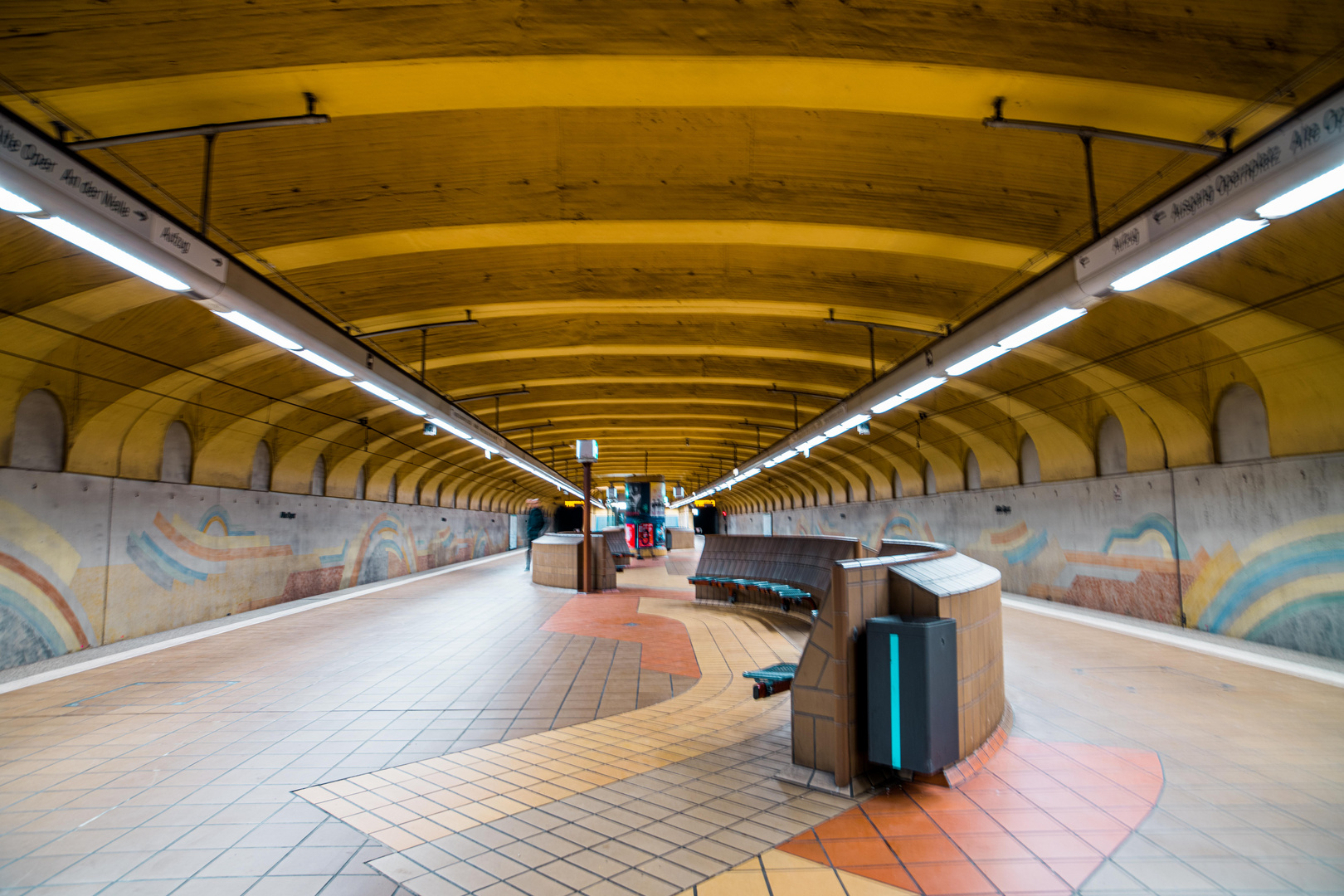 U-Bahnhof Alte Oper Frankfurt 2