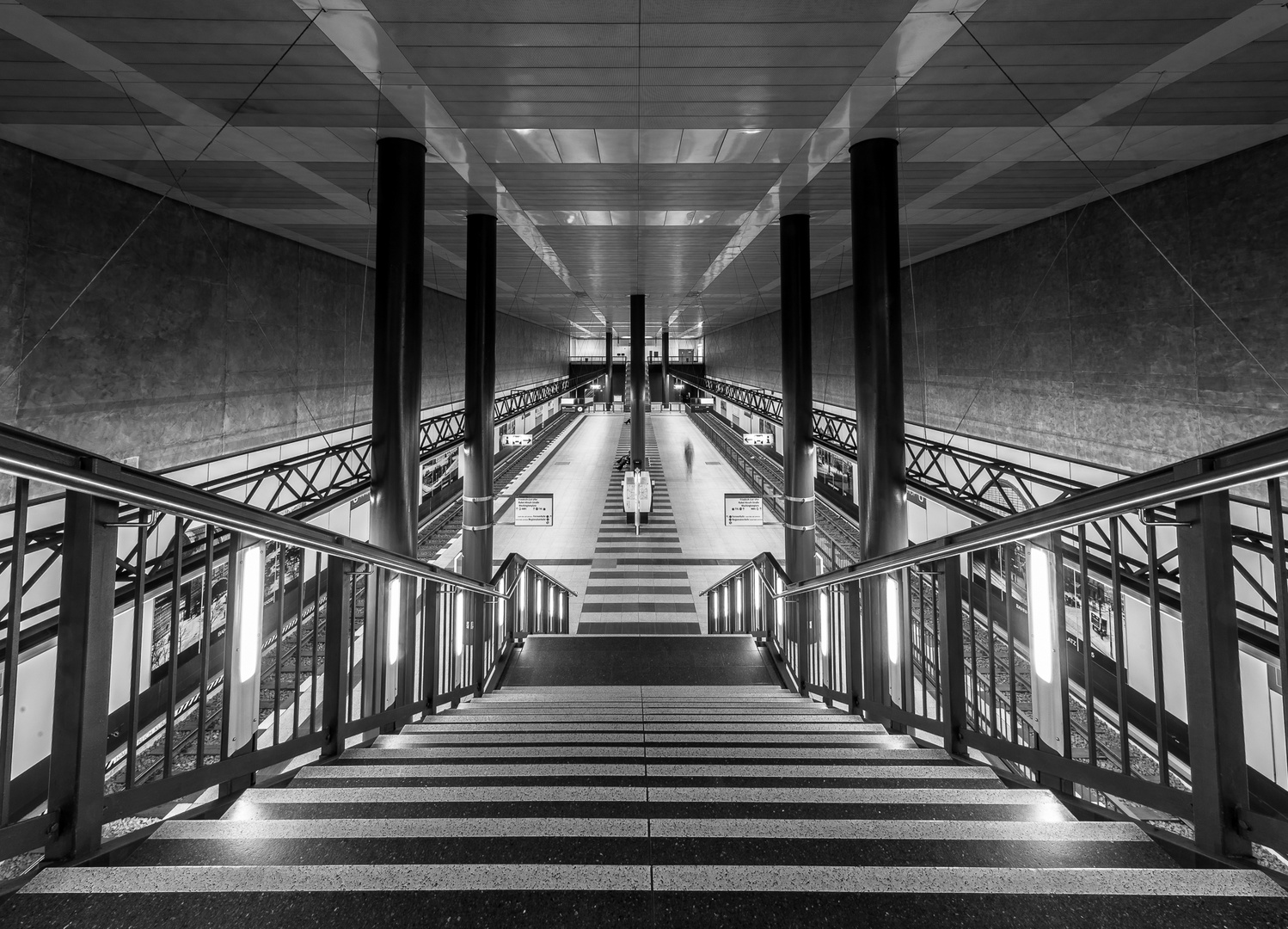 U-Bahnhof -  Berlin Hauptbahnhof