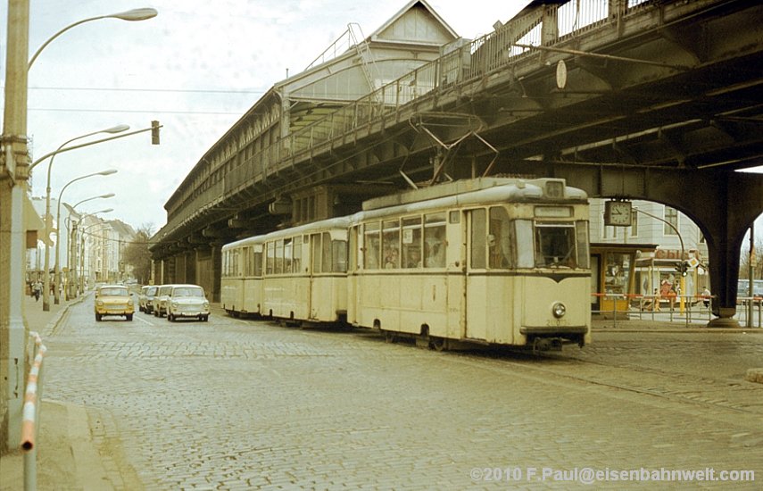 U-Bahnhof Dimitroffstraße