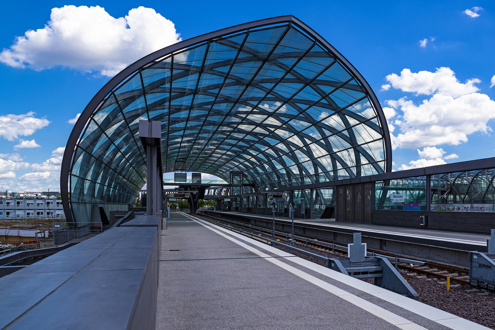 U-Bahnhof Elbbrücken 01