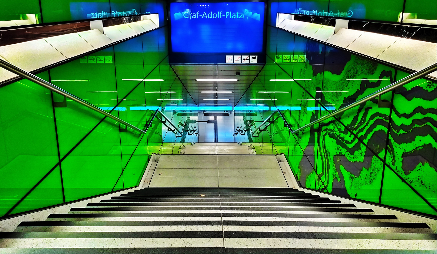 U-Bahnhof Graf-Adolf-Platz Düsseldorf 